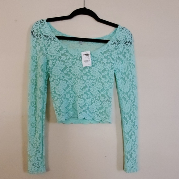 Lace top size Small - Picture 1 of 3